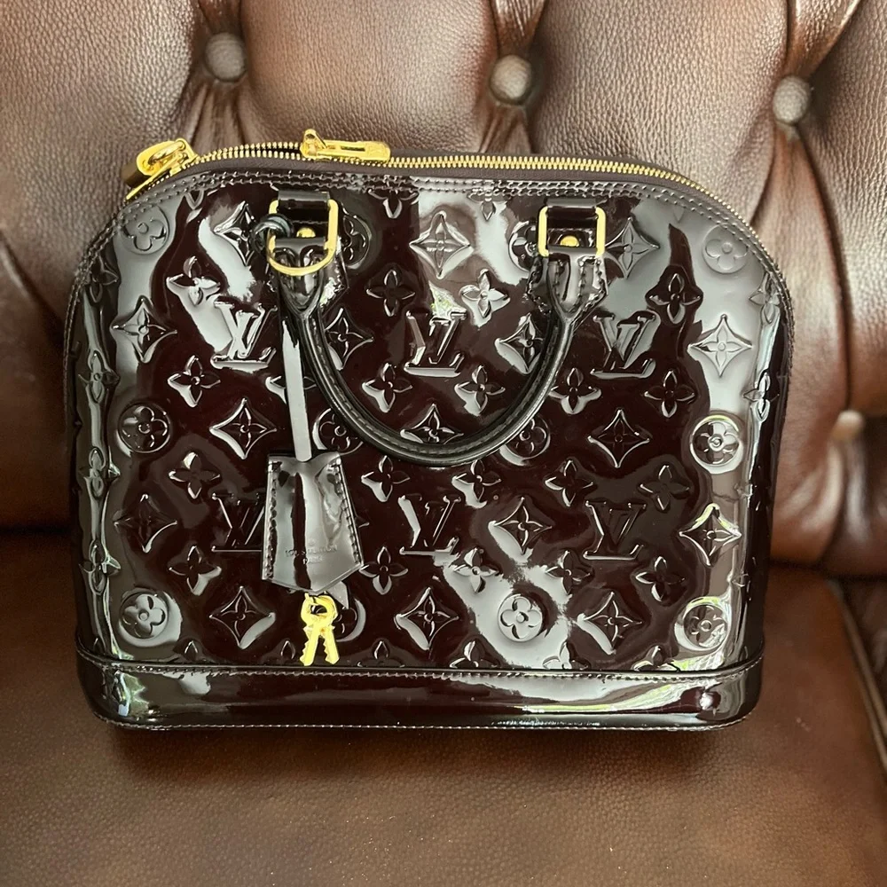 Louis Vuitton Alma BB Monogram in burgundy patent leather doctor bag - Picture 3 of 7